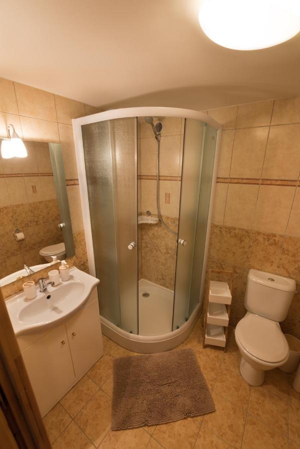 Apartmany Adrspach " U Kozaru " Теплице-над-Метуи Экстерьер фото